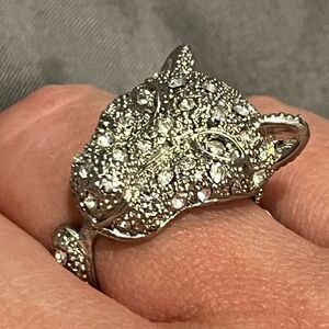 NWT BCBGMaxazria Rhodium Silver Crystal Studded Panther Cocktail Ring Size 5